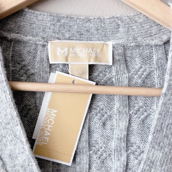❗SOLD ❗ Michael Kors Grey cardigan LG cable knit women's sweater - Picture 9 of 14